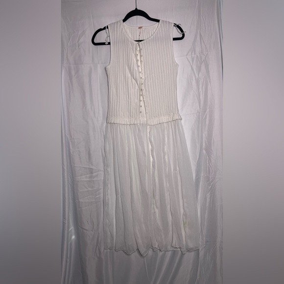 Free People Twice As Nice Maxi Tunic Top White Buttondown Sleeveless (XS) NWOT - Picture 2 of 9